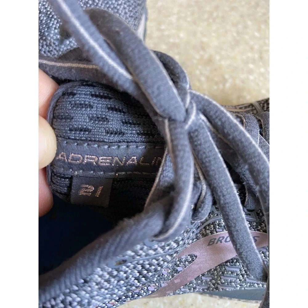 Brooks Shoes Womens 7 Med B Grey Adrenaline GTS 21 Running Sneakers Need Insoles